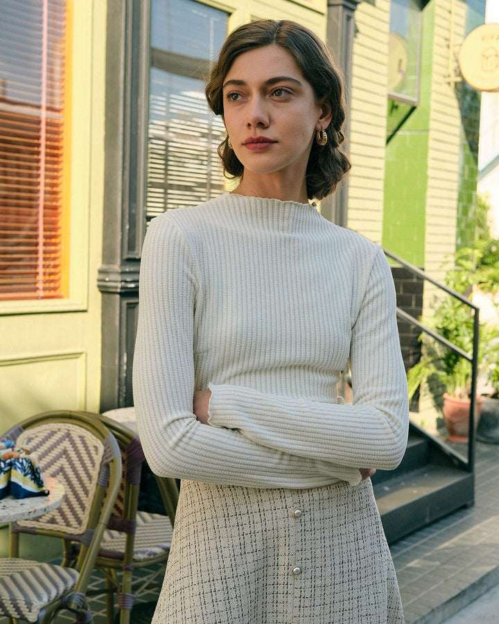 Camisola lisa de gola alta com corte slim Premium