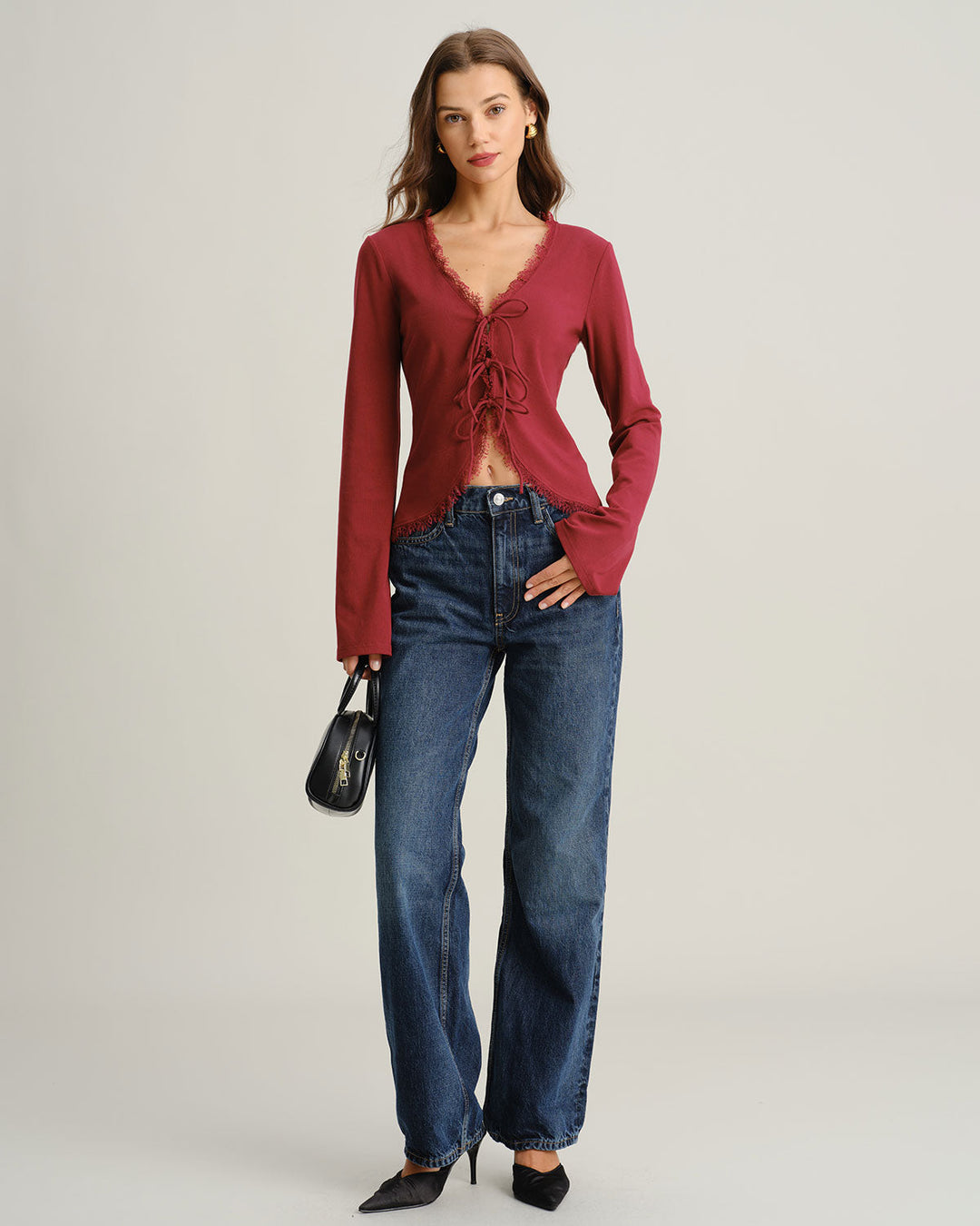 Cardigan vermelho elegante com decote em V e laço na frente