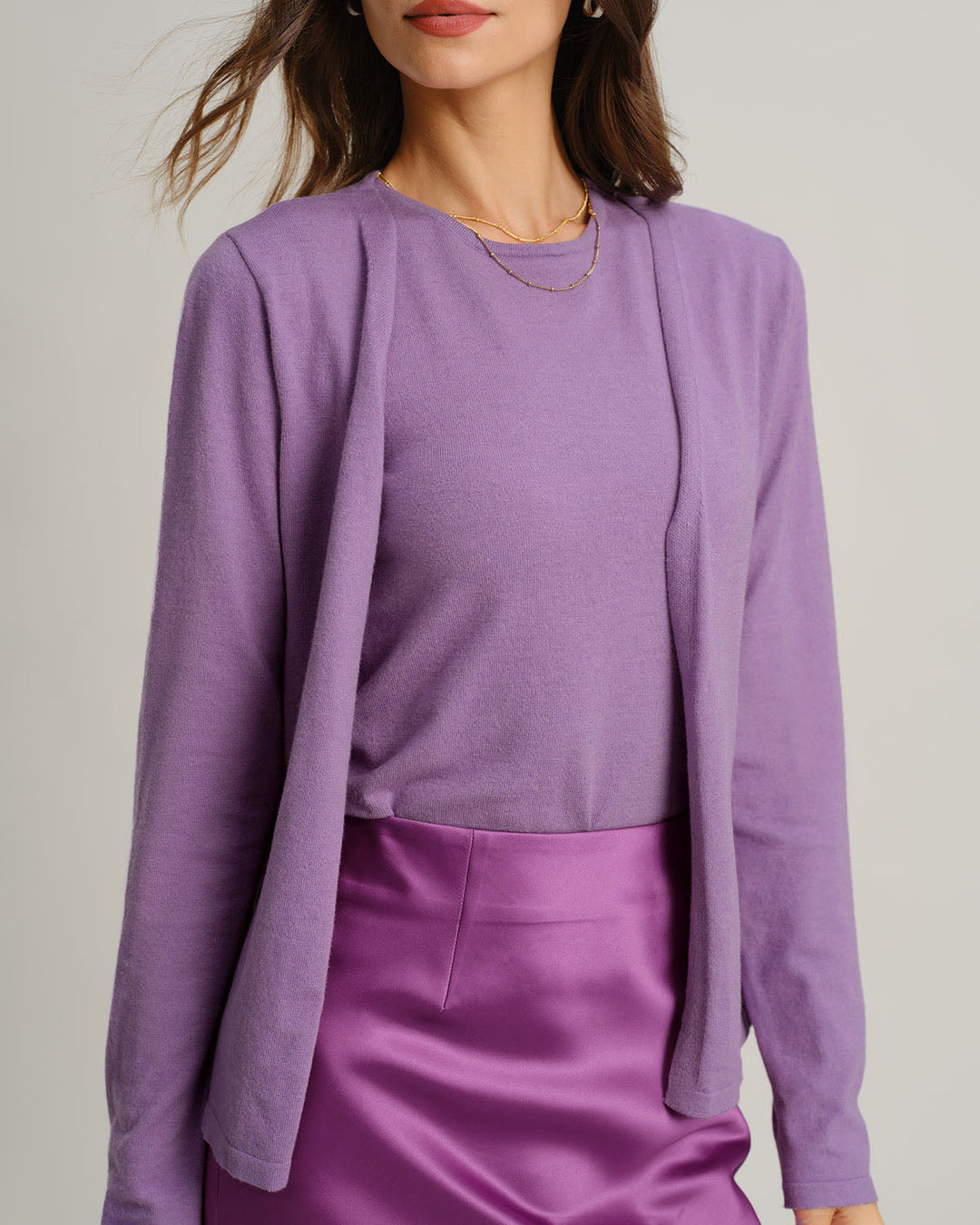 Cardigan roxo canelado de tricô luxuoso – essencial para o dia a dia, aconchegante
