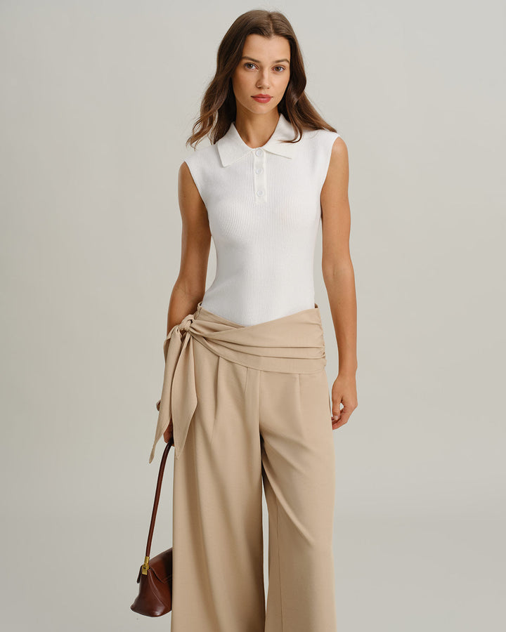 Blusa canelada de malha branca clássica com manga cap