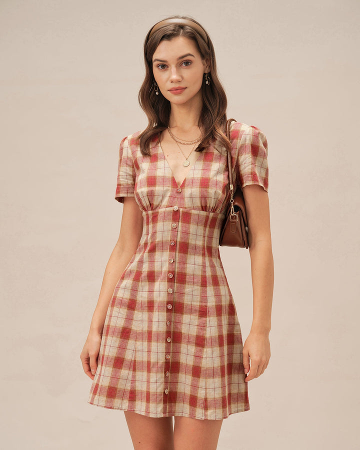 Vestido mini de xadrez vermelho com decote em V - atrevido, festivo e chique