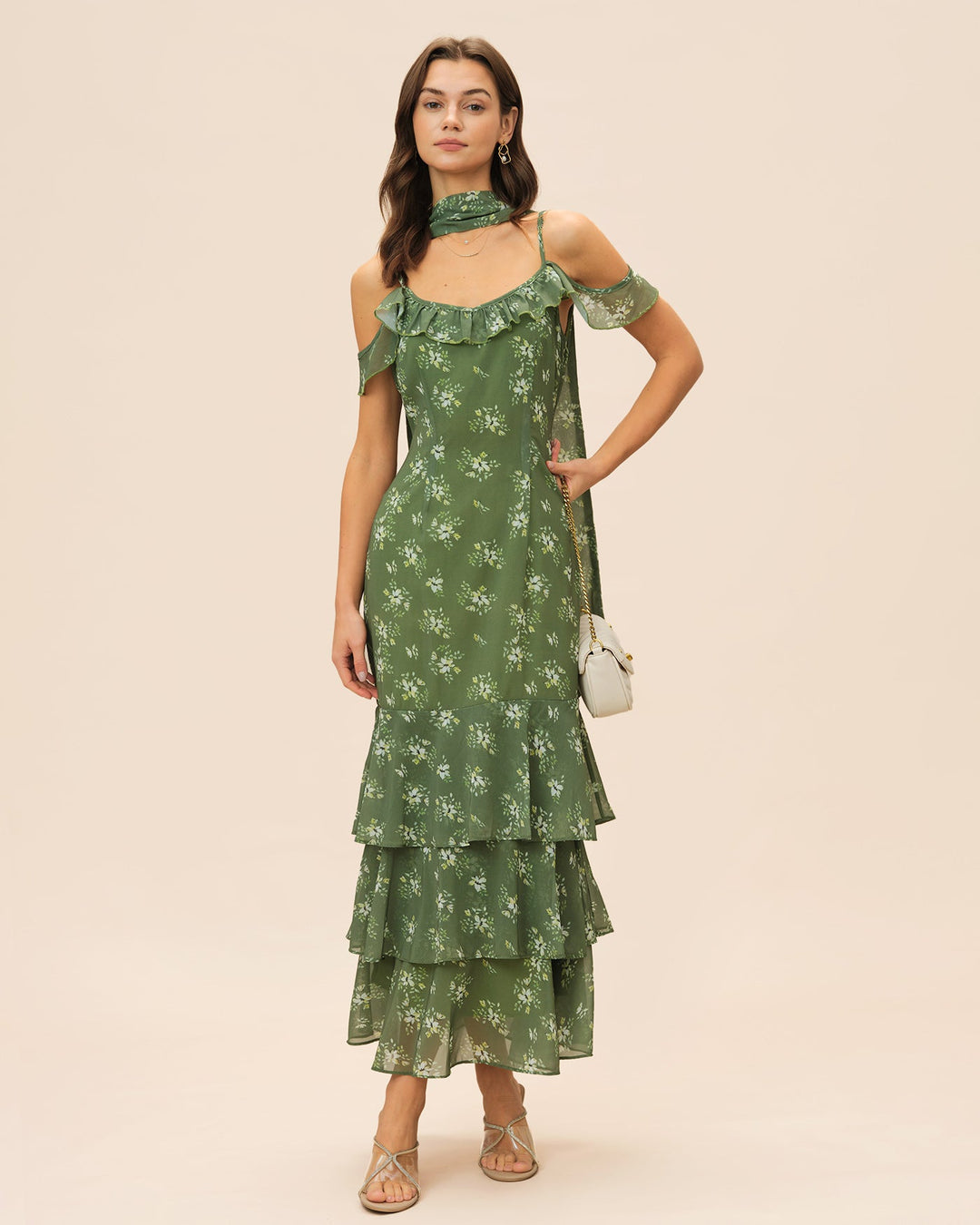 Vestido longo verde esmeralda com decote em V, franzidos e estampa floral - caimento fluido e elegante