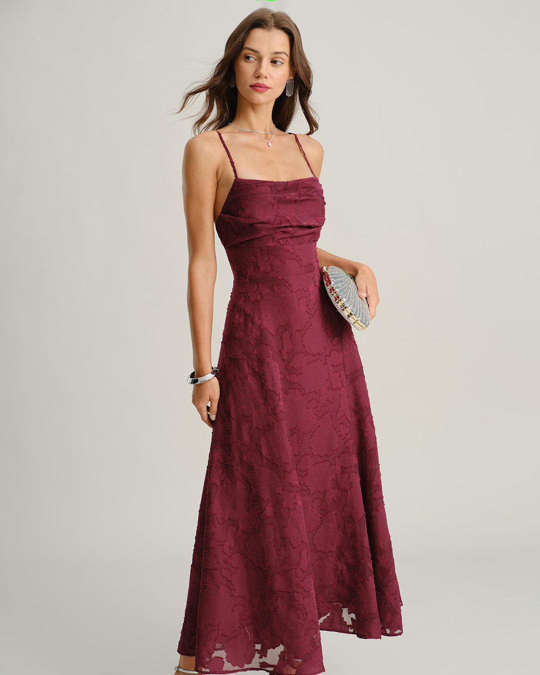 Vestido Longo Slip em Jacquard de Cor Vinho Elegante